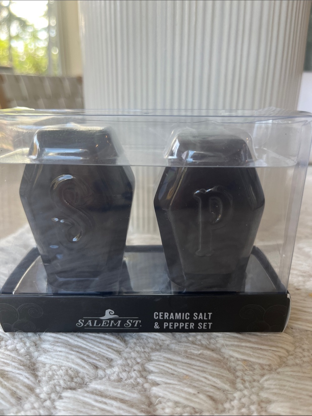 New Black Ceramic Salt & Pepper Set - Coffin Design Halloween